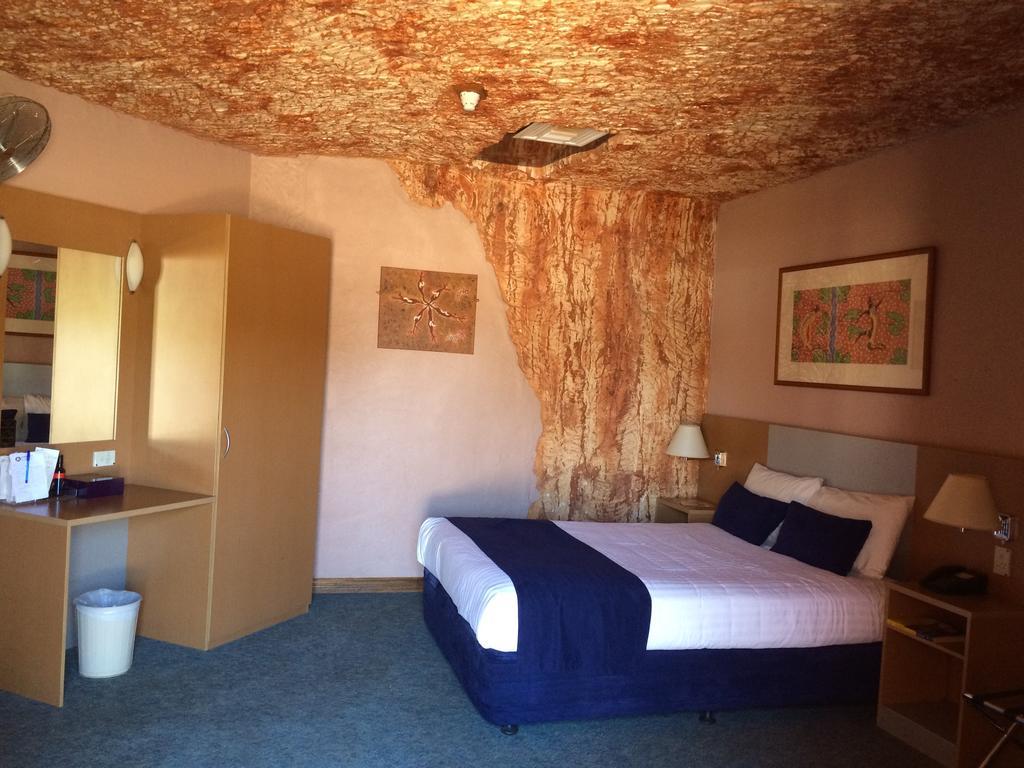 Desert Cave Hotel Coober Pedy Exterior foto