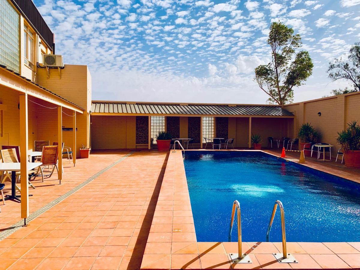 Desert Cave Hotel Coober Pedy Exterior foto